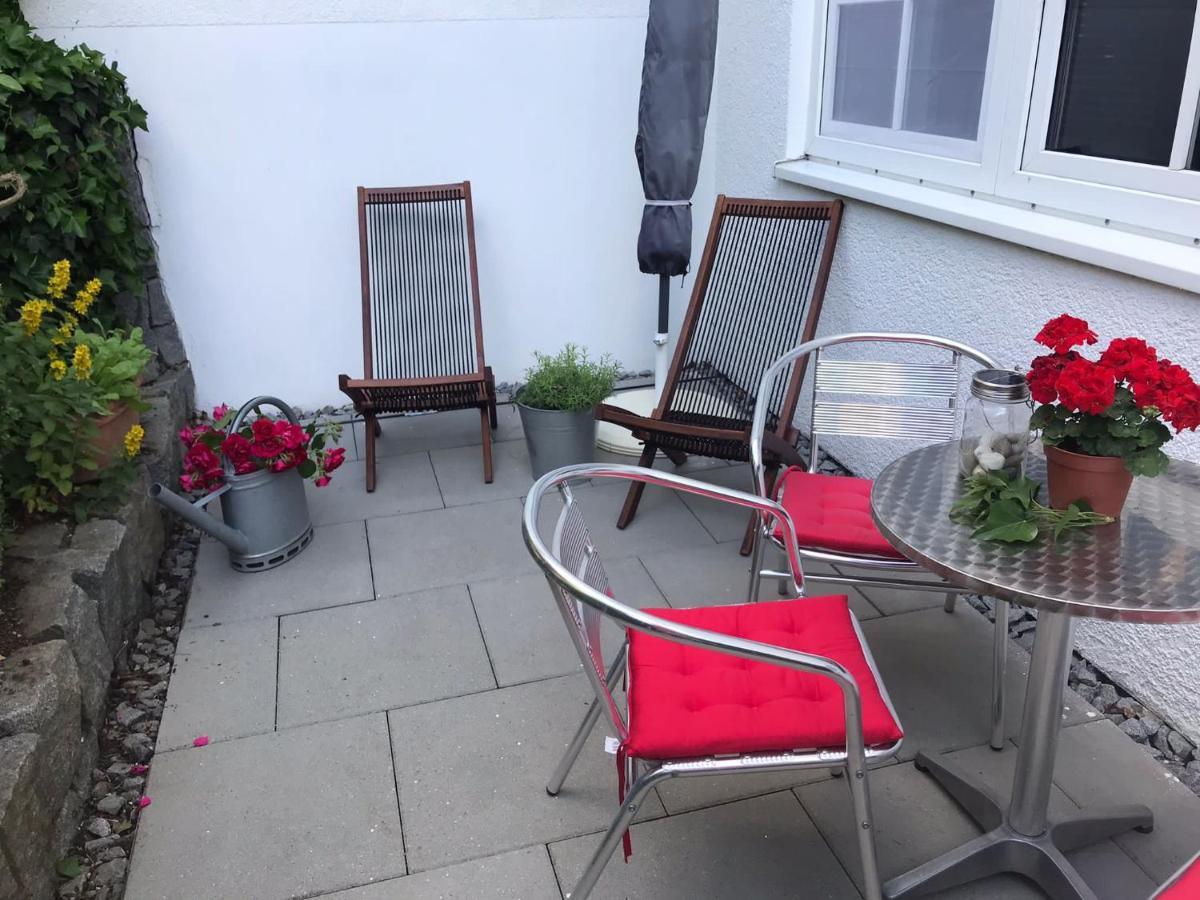 Modernes Apartment Mit Terrasse Und Highspeed Internet Zwischen Aalen Und Schwaebisch Gmuend Goggingen Exteriör bild