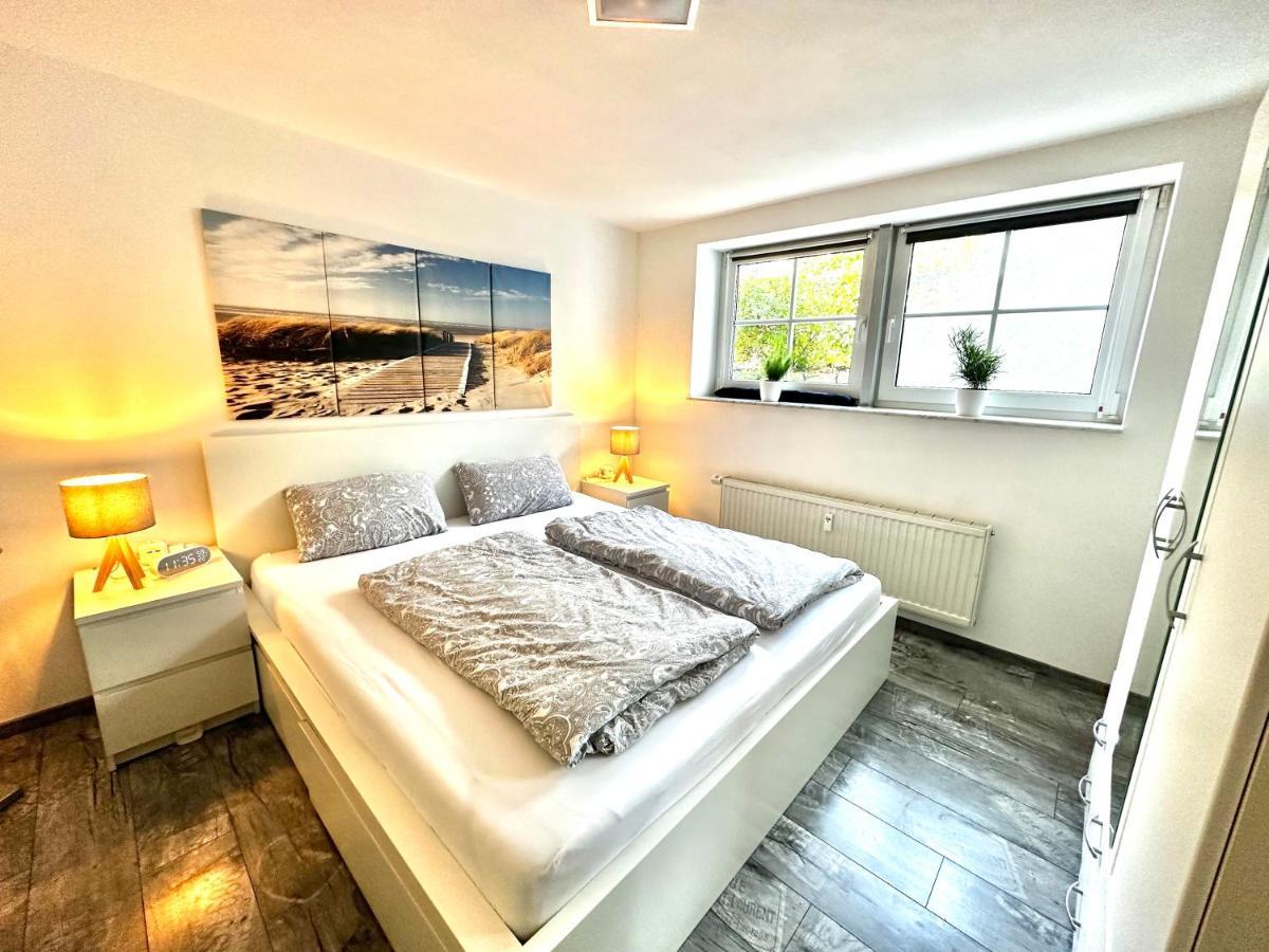 Modernes Apartment Mit Terrasse Und Highspeed Internet Zwischen Aalen Und Schwaebisch Gmuend Goggingen Exteriör bild